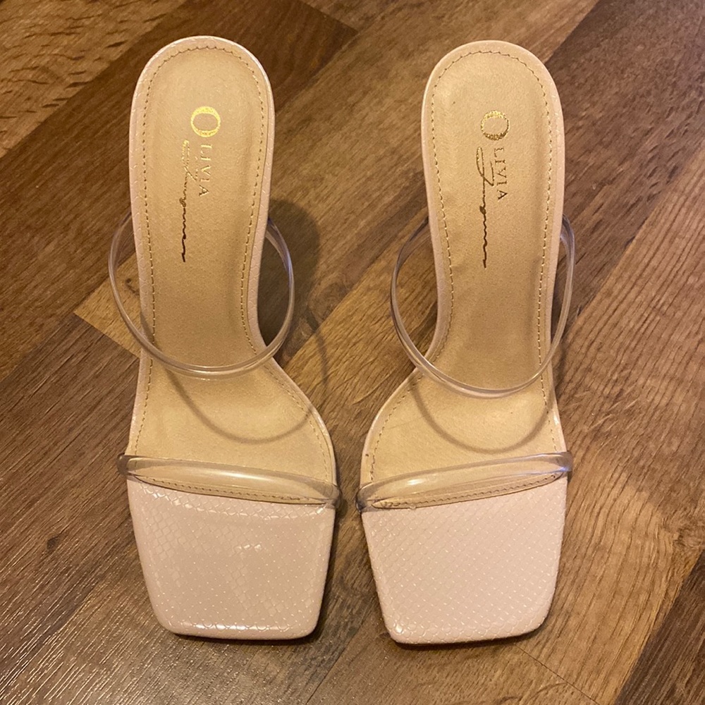 Boutique > Sandals Heels